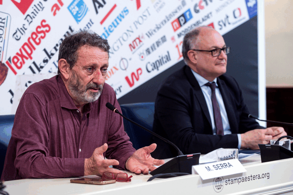 Michele Serra e Gualtieri parlano dei valori della democrazia e libertà in Europa